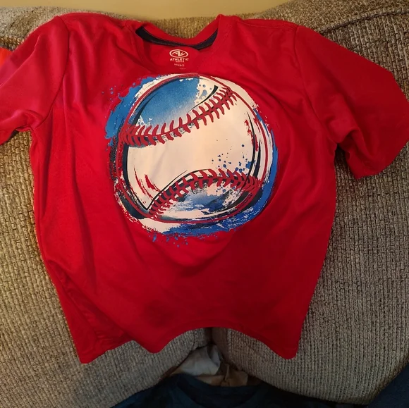 7 performance tshirts for boys bundle (13) - Picture 6 of 8